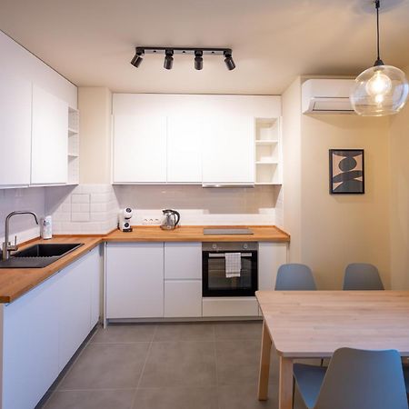 Design 1Bdr Apartment Near City Center Sofia Esterno foto