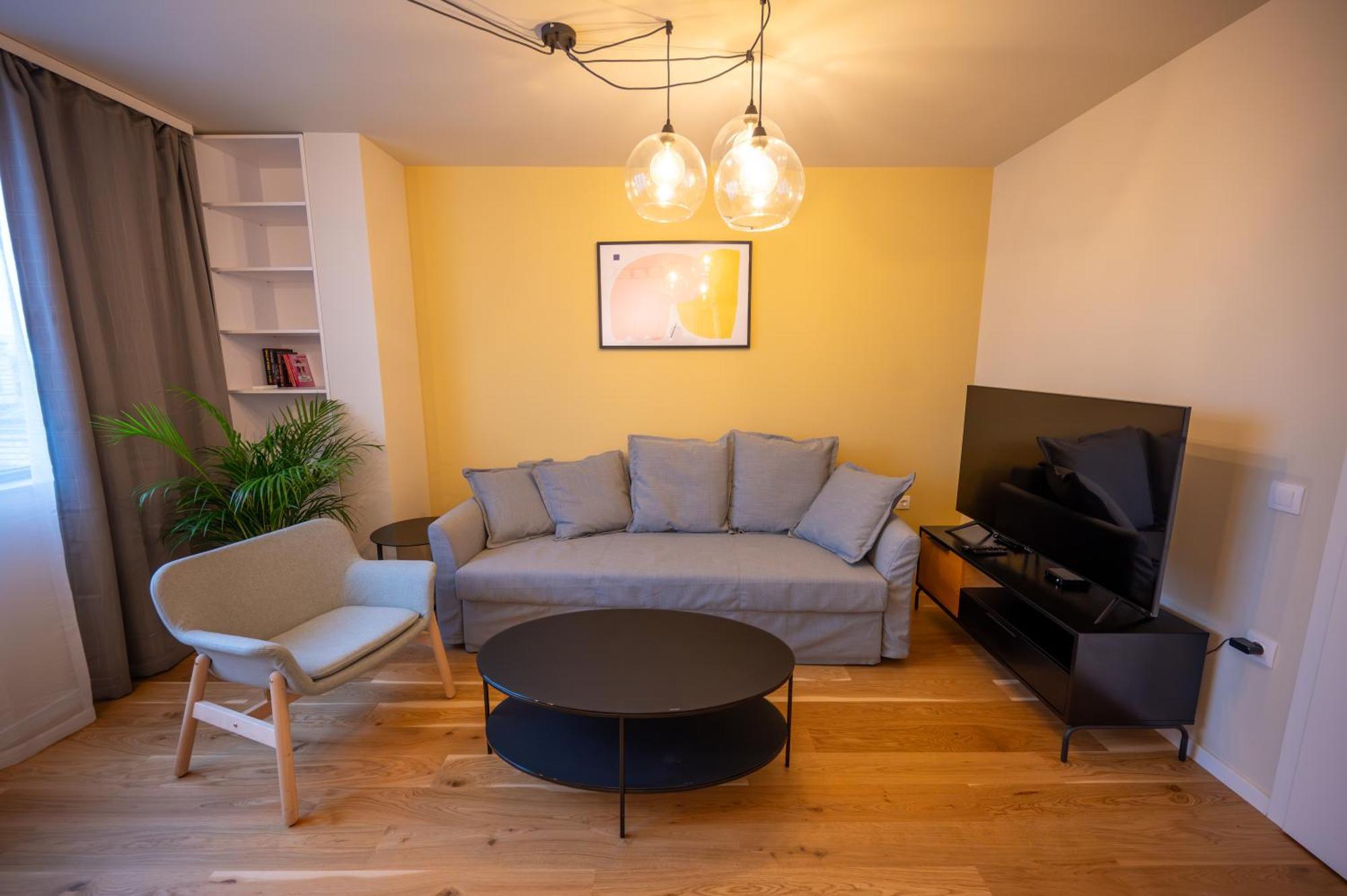 Design 1Bdr Apartment Near City Center Sofia Esterno foto
