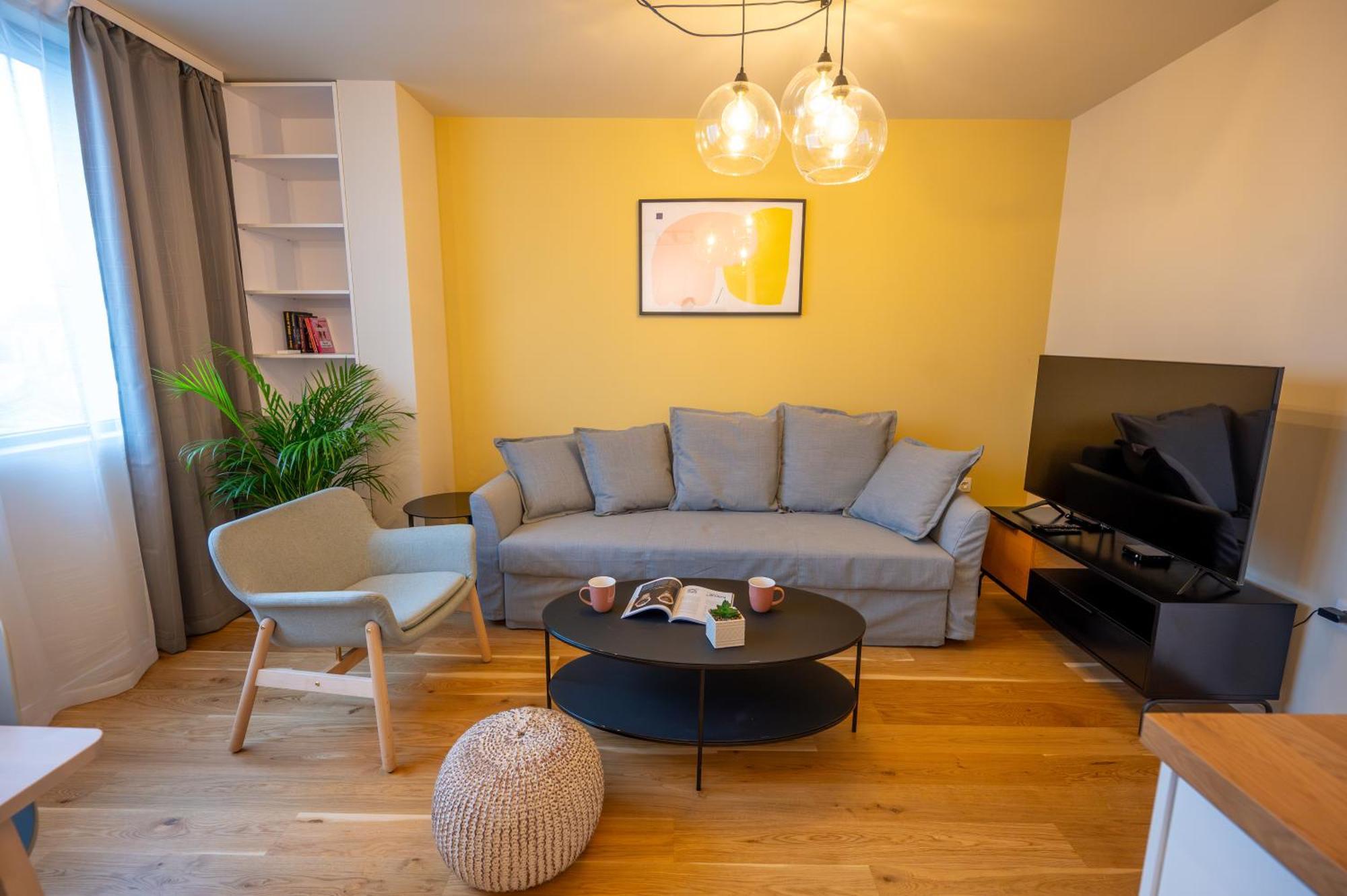 Design 1Bdr Apartment Near City Center Sofia Esterno foto